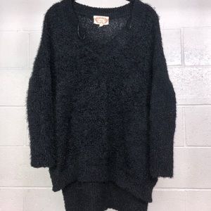 Ambiance - L - black fuzzy, soft sweater